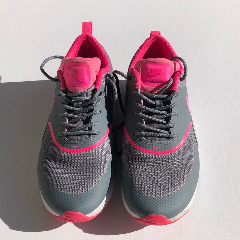 Shoes - Picture 2 of 5